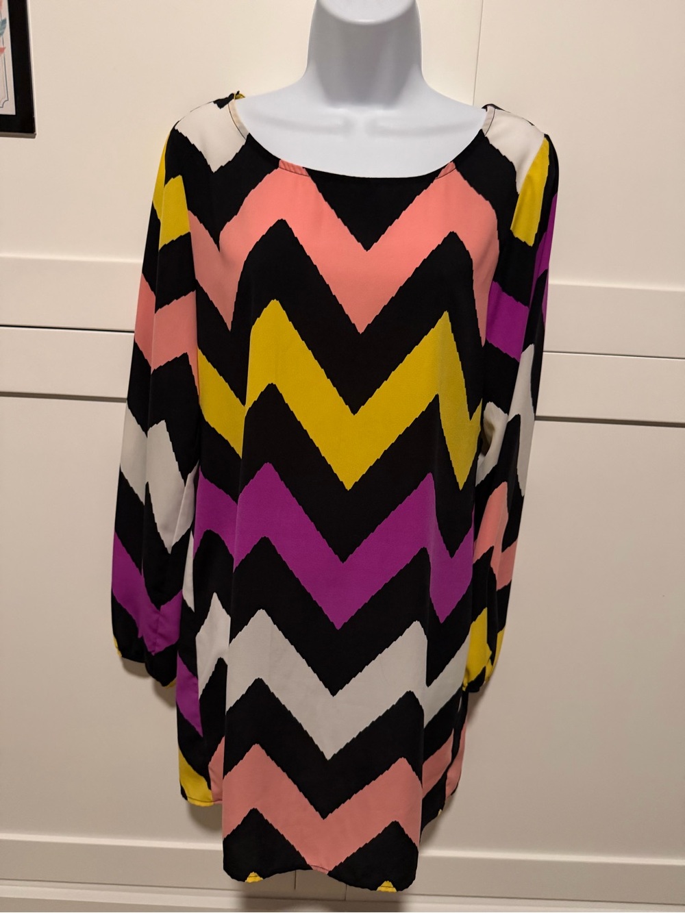 Sage Chevron Midi Dress in Black, Pink, Yellow, Purple, White